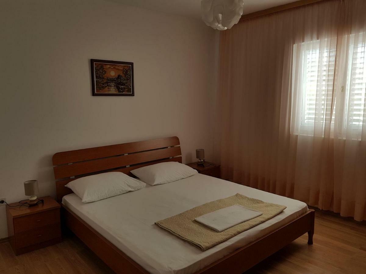 Apartments Andelic Sveti Filip i Jakov Kültér fotó