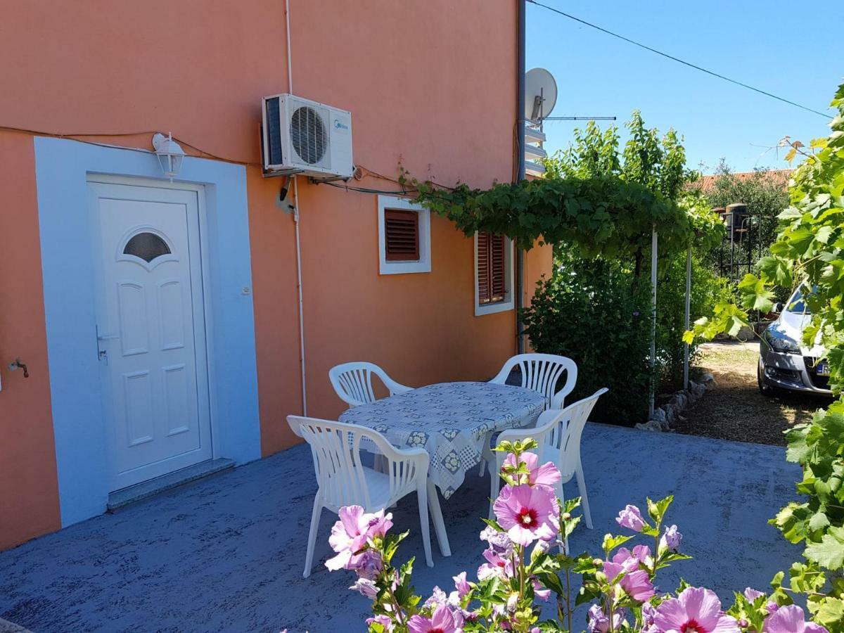 Apartments Andelic Sveti Filip i Jakov Kültér fotó