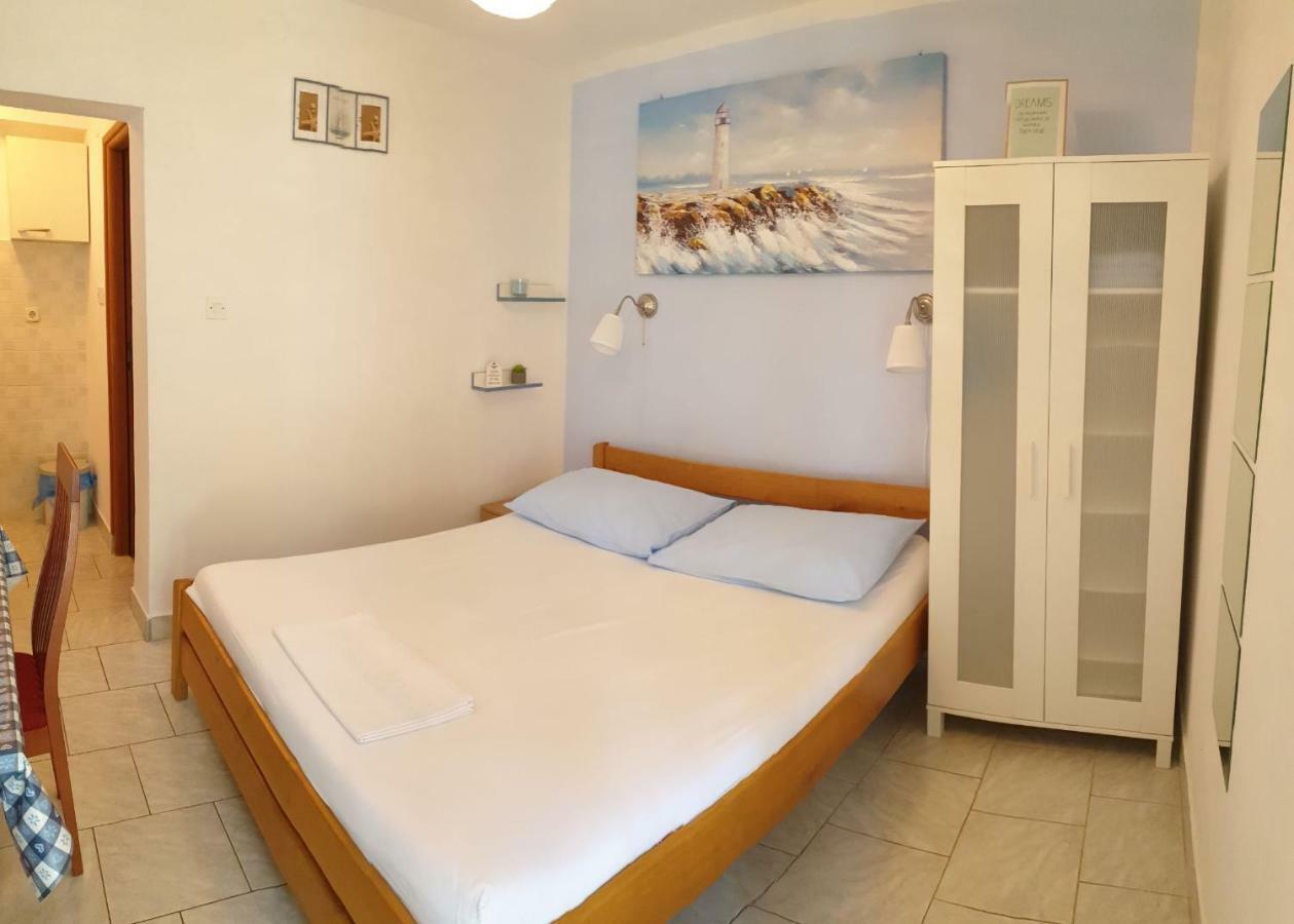 Apartments Andelic Sveti Filip i Jakov Kültér fotó