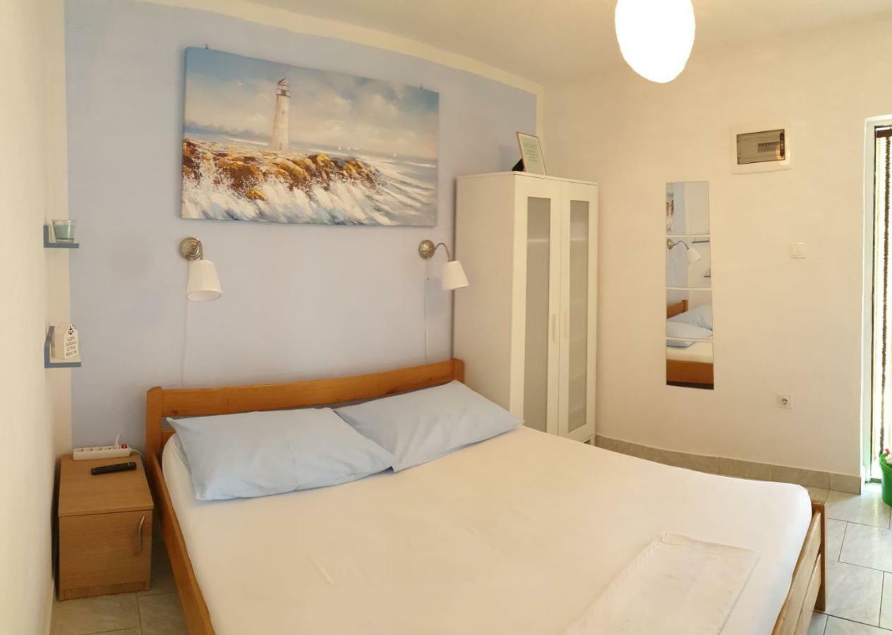 Apartments Andelic Sveti Filip i Jakov Kültér fotó