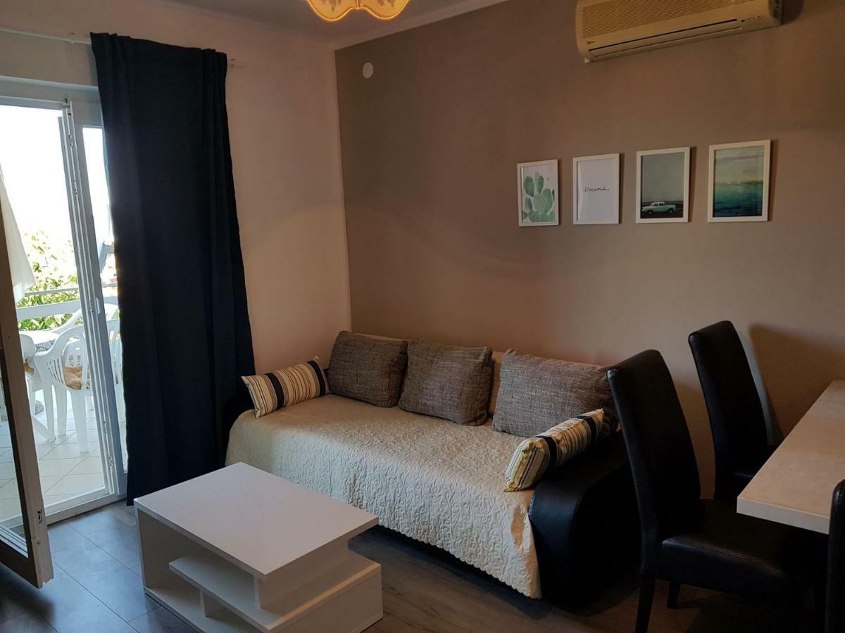 Apartments Andelic Sveti Filip i Jakov Kültér fotó